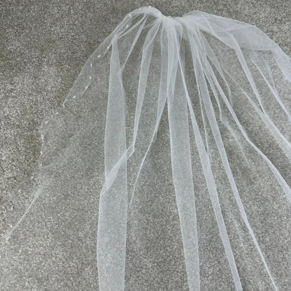 White Tulle Bridal Veil Pearl Beaded Scalloped Edge Fingertip Length Metal Comb